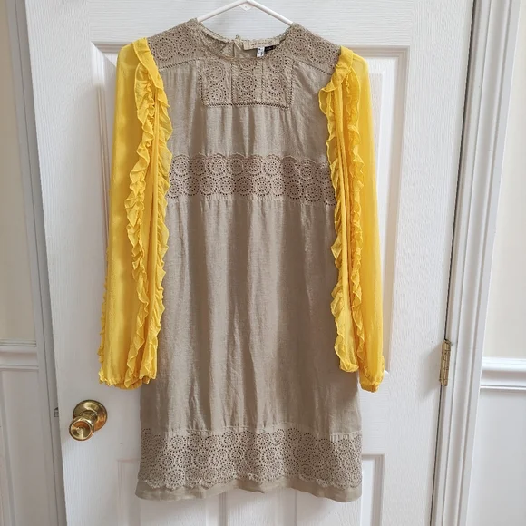 green emerald velvet dress Chloe Dress